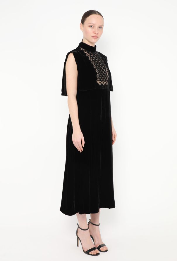 Valentino F/W 2015 Velvet Capelet Dress - 4