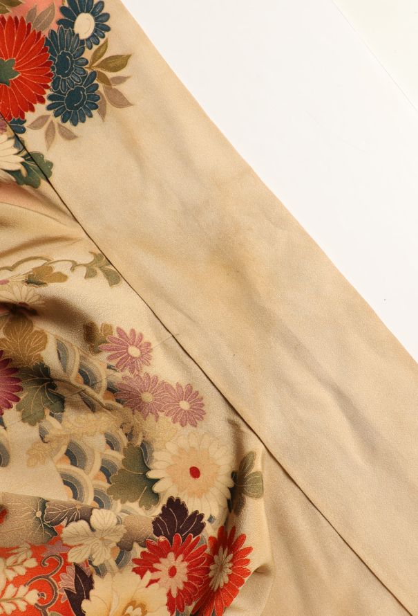 World Treasures '50s Authentic Japanese Floral Kimono - 11