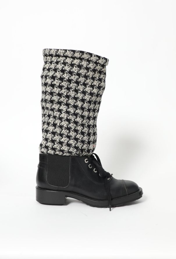 Chanel F/W 2011 Tweed Leather Boots - 1