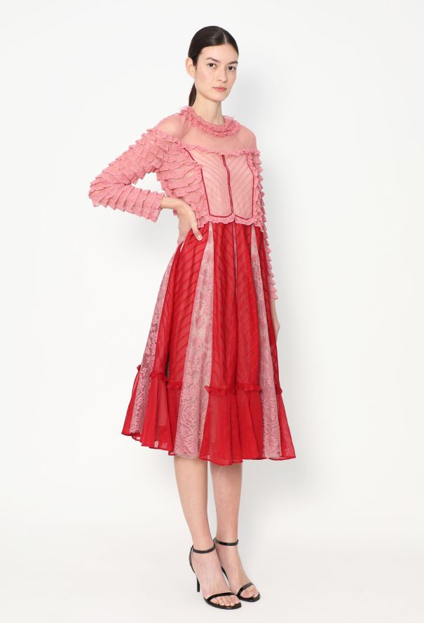 Valentino F/W 2017 Ruffled Lace Dress - 4