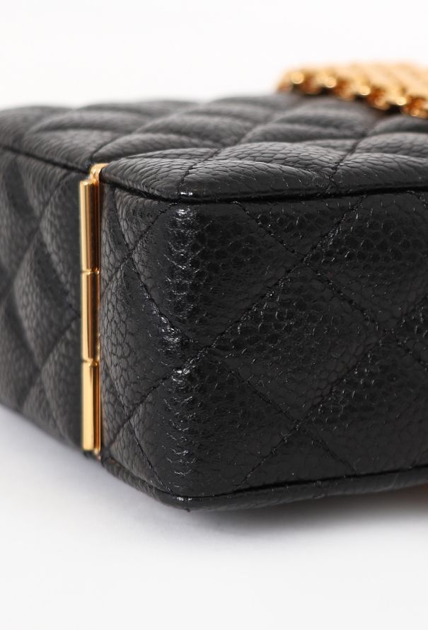Chanel Pre-Fall 2023 Lipstick Case - 9
