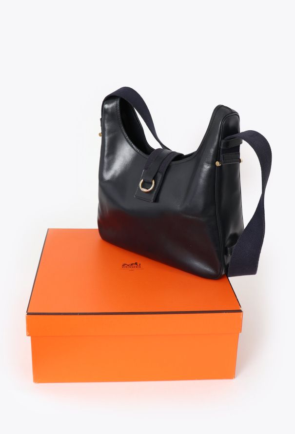 Hermès '70s Tsako Marine Box Bag - 3