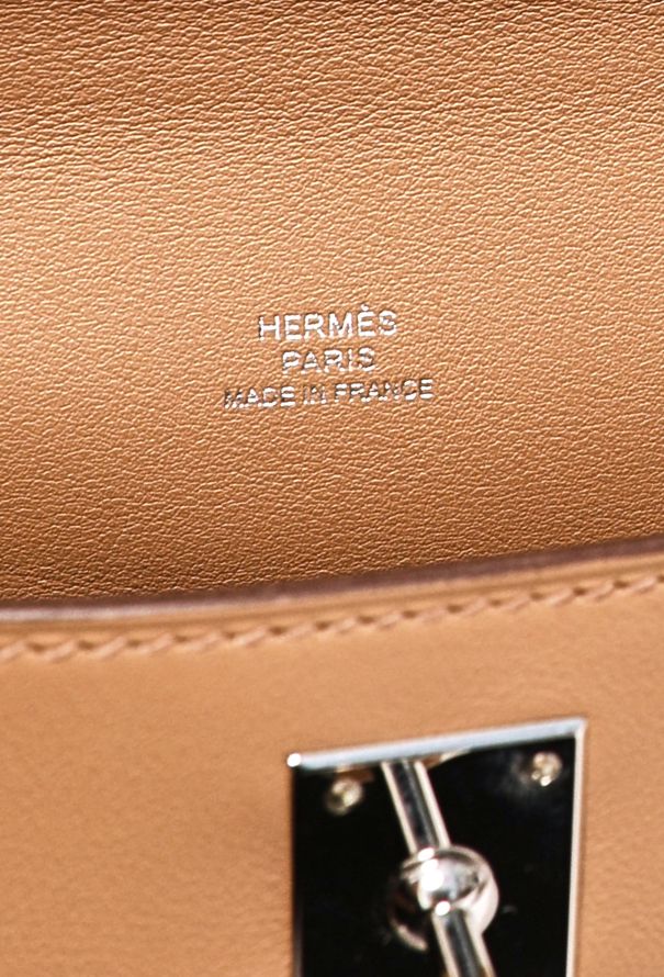Hermès 2022 Trench Swift Kelly Pochette - 11