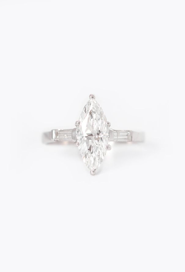 Vintage Fine Jewelry Exquisite 18k White Gold & 2 Carats Diamond Ring - 1