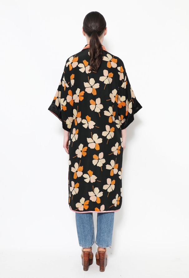 World Treasures Traditional Floral Silk Kimono - 4