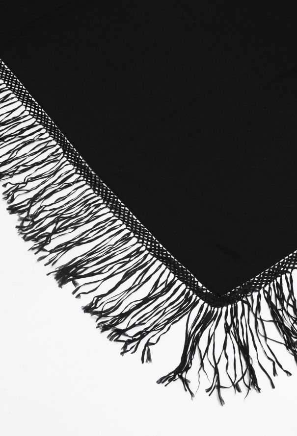 Netted Fringe Trim Shawl - 4