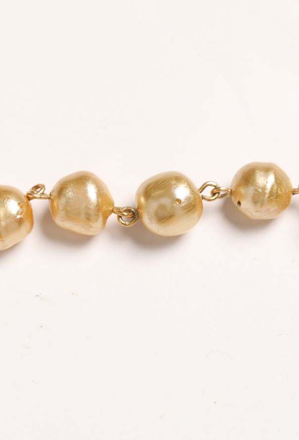 Chanel 1985 Pearl Embossed Charm Sautoir - 9