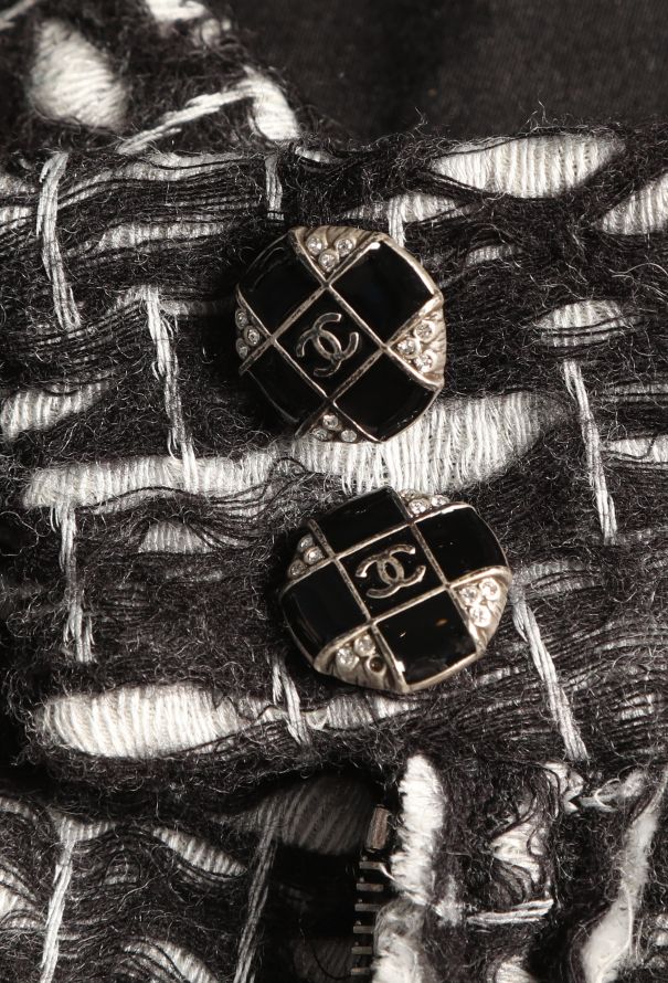 Chanel Bicolor Embroidered Lesage Coat - 7