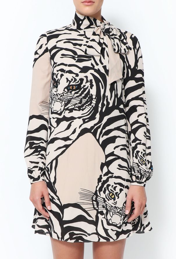 Valentino Pre-Fall 2018 Embellished Tiger Lavallière Dress - 3