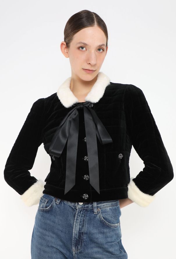 Chanel Pre-Fall 2006 Paris-New York Hermine Fur Gripoix Jacket - 3