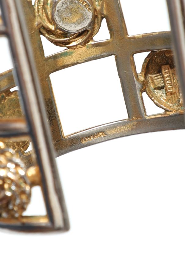 Chanel Vintage Metallic 'CC' Lucky Clover Cuff - 4