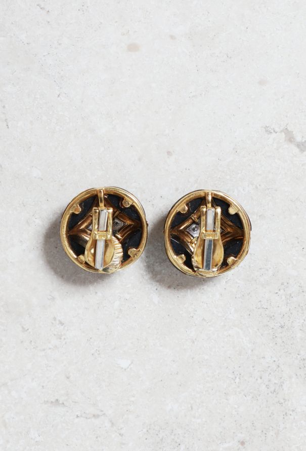 Van Cleef & Arpels 18k Gold, Onyx & Diamond Clip on Earrings - 3