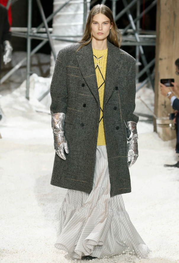 Calvin Klein F/W 2018 Oversized Wool Coat - 2