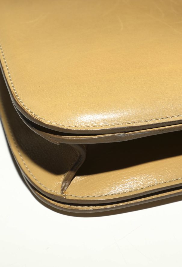 Céline Classic Box Large Bag in Beige - 20