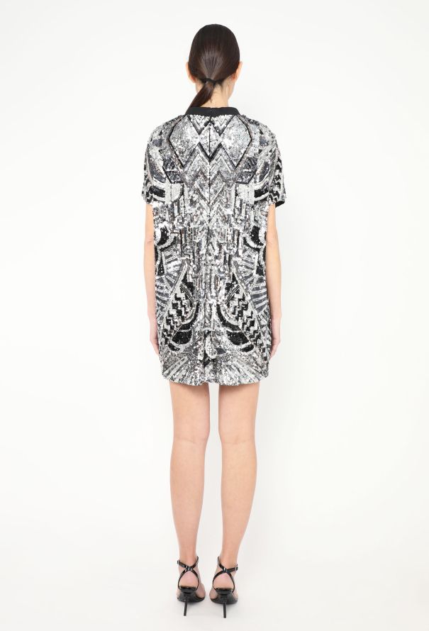 Louis Vuitton Embellished T-Shirt Dress - 4