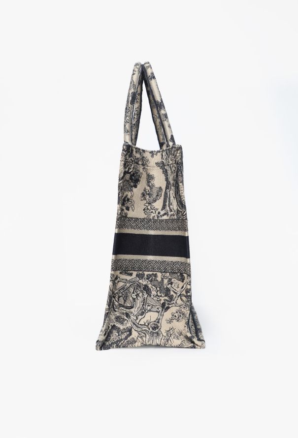 Dior Classic Book Tote Bag, 2018 - 4