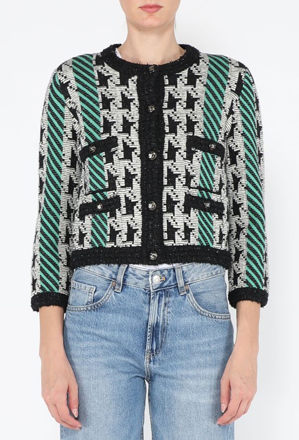 Chanel Wool Houndstooth Jacket, Pre-Fall 2024 - 1