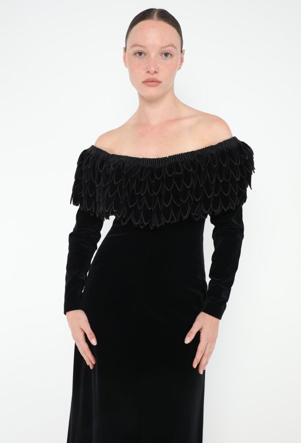 Nina Ricci Couture 1968 Velvet Petal Dress - 2
