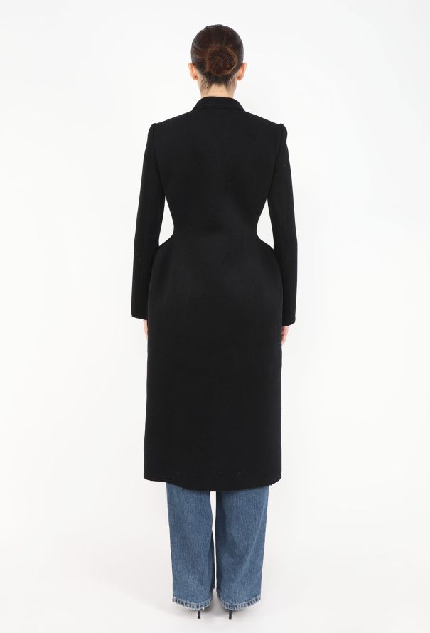 Balenciaga F/W 2018 Tailored Hourglass Coat - 5