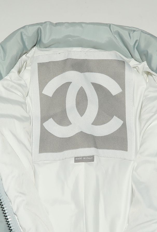Chanel COLLECTOR F/W 2001 'CC' Ski Suit - 9