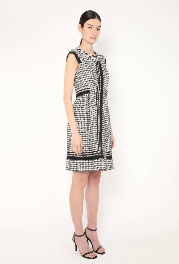Chanel S/S 2010 Floral Trim Tweed Dress - 3