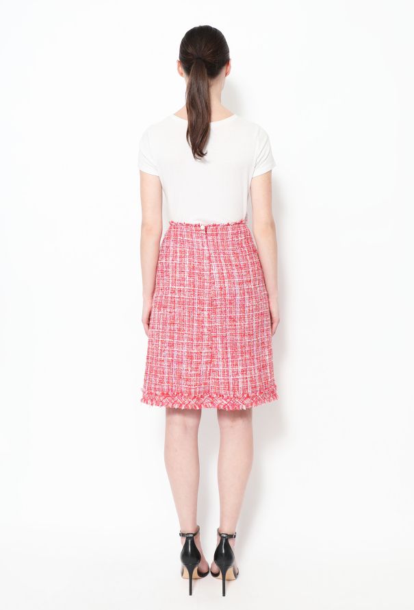 Chanel Spring 2004 Frayed Tweed Skirt - 3