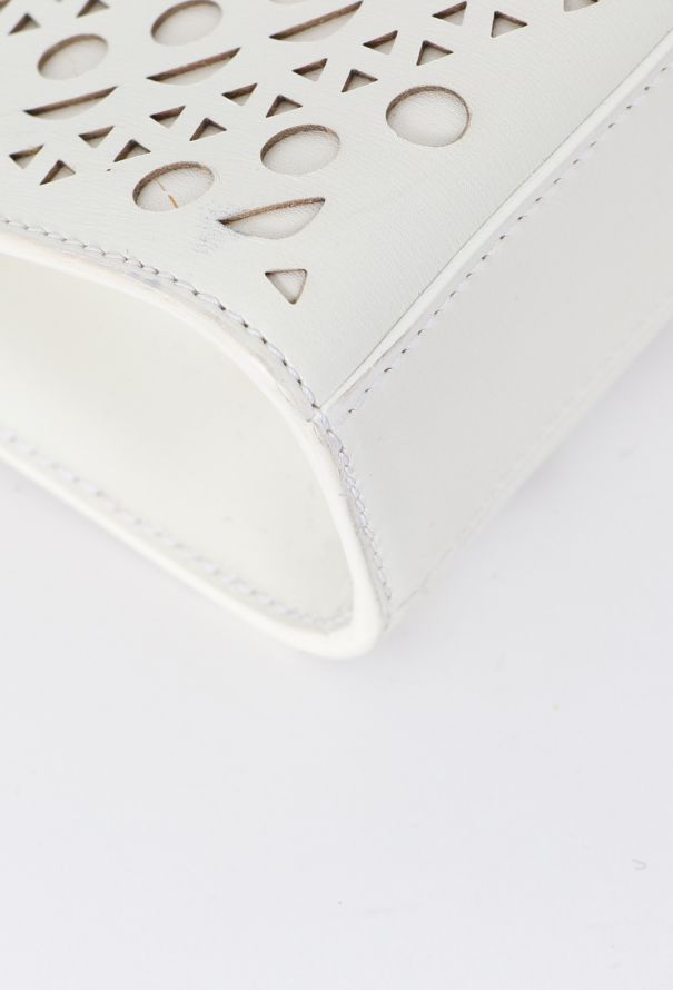 Alaïa Laser Cut Vienne Clutch - 11