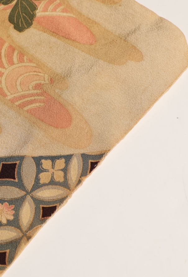 World Treasures '50s Authentic Japanese Floral Kimono - 10