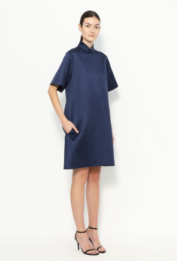 Céline Navy Silk Shift Dress with Elevated Collar – 2013 - 3