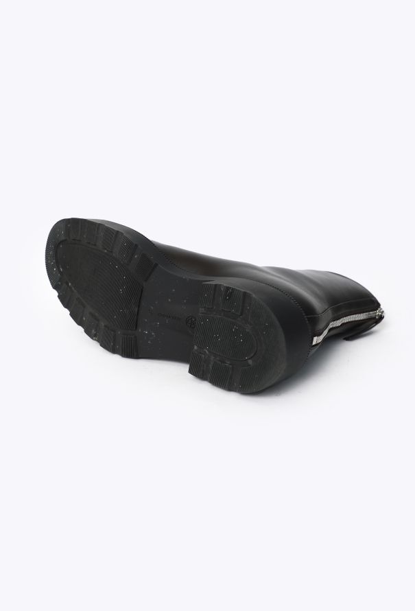 The Row F/W 2025 Nobilis Leather Ankle Boots - 7
