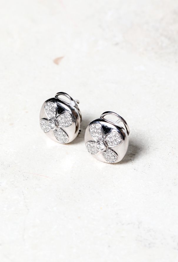 Vintage Fine Jewelry Vintage 18k White Gold Diamond Clover Earrings - 3