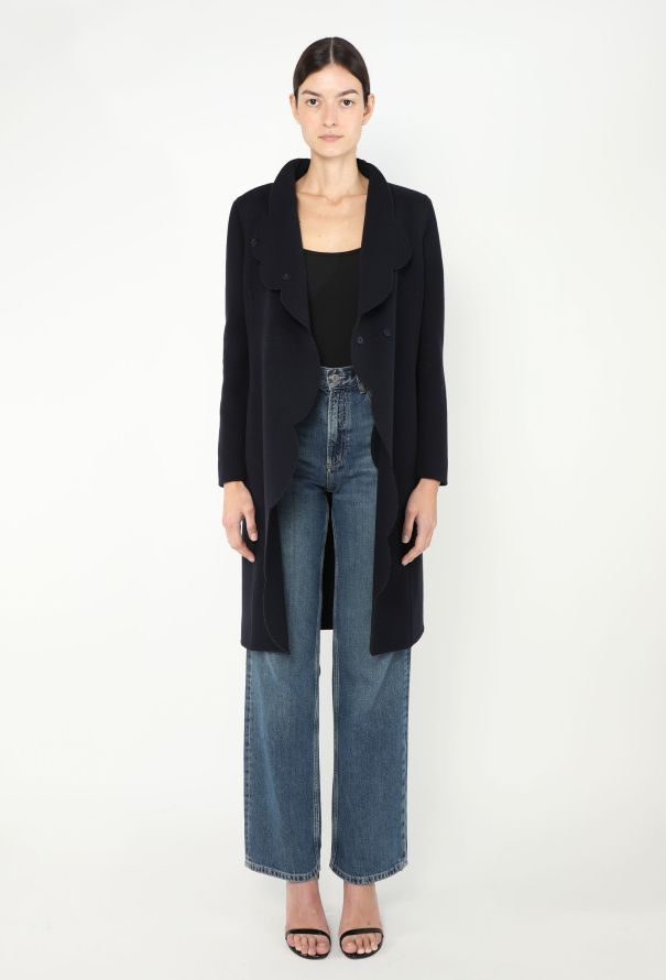 Valentino F/W 2018 Scalloped Trim Coat - 4