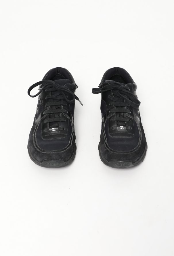 Chanel 2021 Suede Trim 'CC' Sneakers - 2