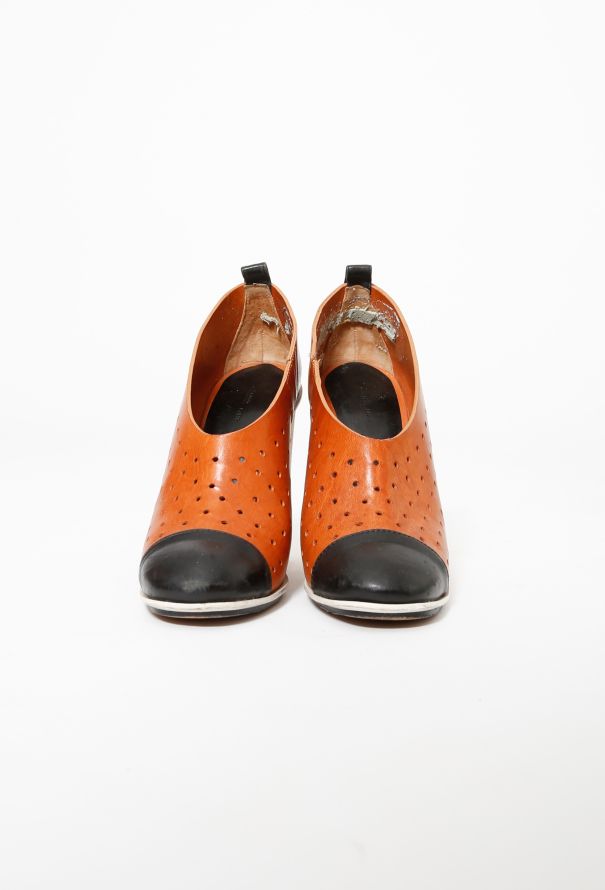 Céline Tricolor Perforated Pumps - 3