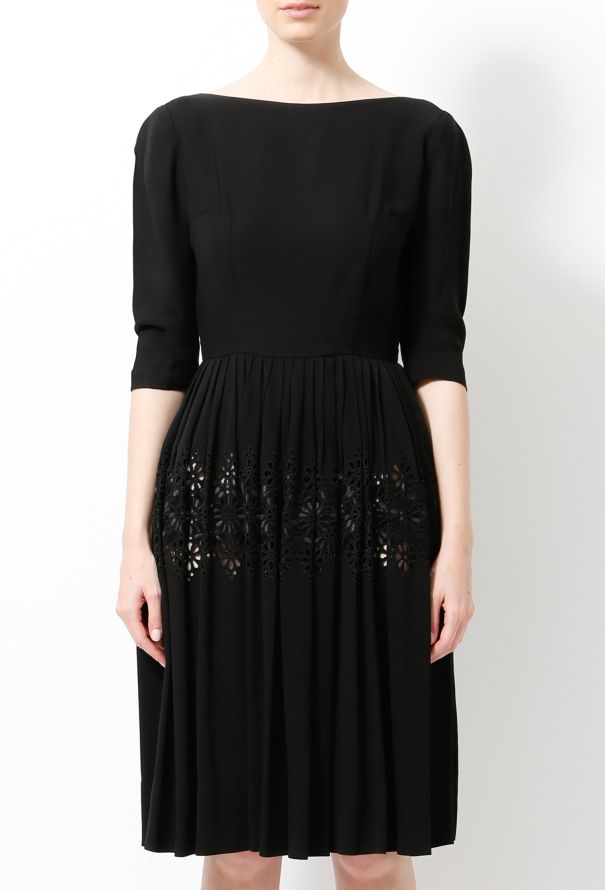 Exquisite Vintage Vintage Cut-out Embroidered Dress - 4