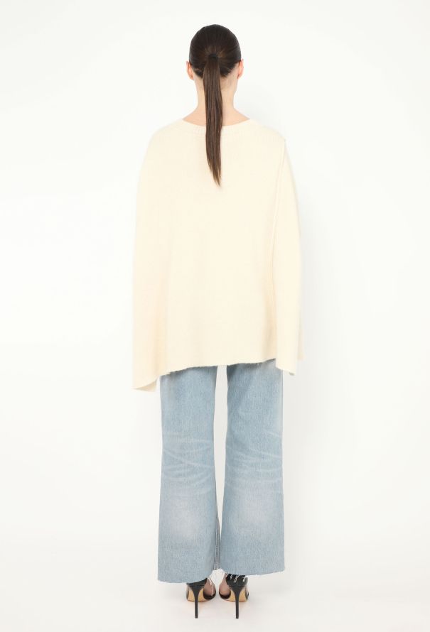 The Row 2023 Oversized Cashmere Sweater - 4