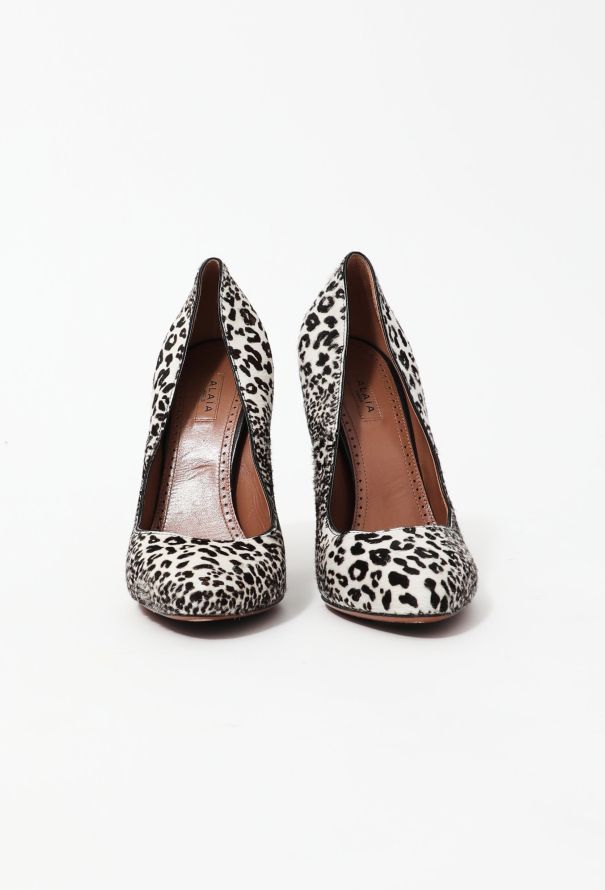 Alaïa Leopard Print Pony Hair Pumps - 3