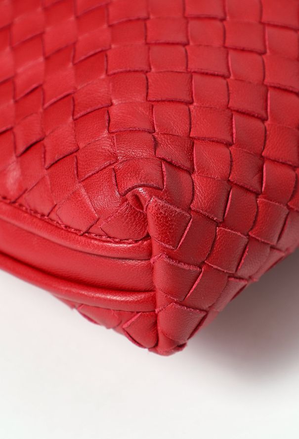 Bottega Veneta Red Intrecciato Nodini Crossbody Bag - 9