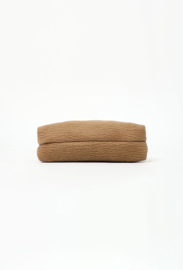 The Row Resort 2023 Large Glove Bag - 7