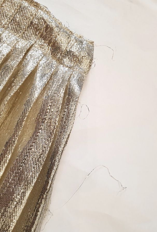 Jil Sander Silver Lamé Pleated Skirt - 6