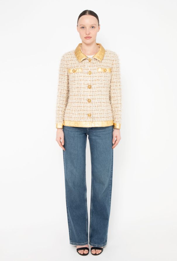 Chanel STUNNING Pre-Fall 2019 Paris-NY Tweed Jacket - 4