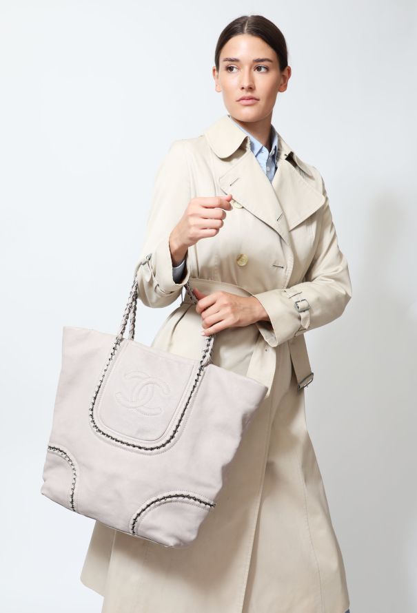 Chanel Luxe Ligne Tote Bag - 2