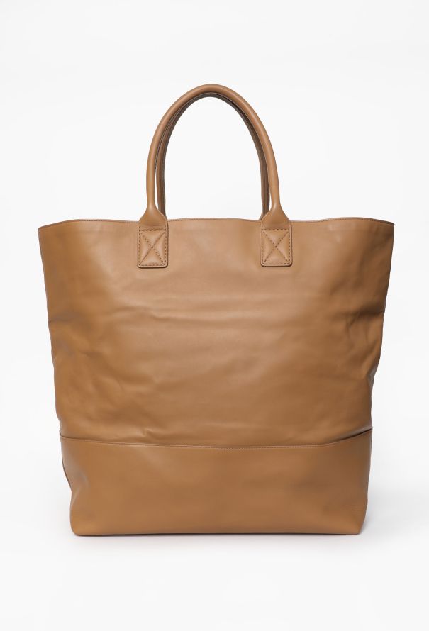 Bottega Veneta Maxi Cabat Smooth Tote Bag, 2019 - 5