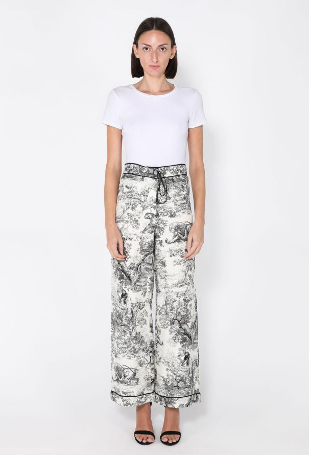 Dior Silk Toile de Jouy Pajama Set, Resort 2019 - 4