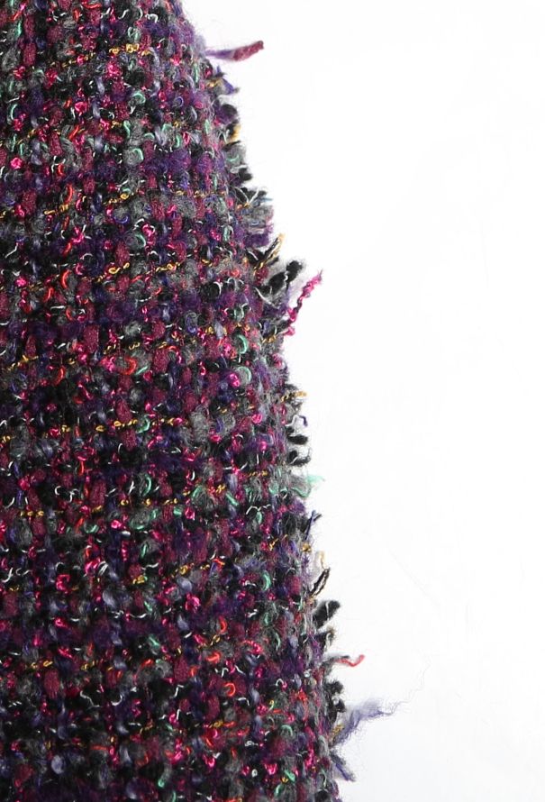 Chanel Frayed Bouclé 'CC' Pant Ensemble - 7