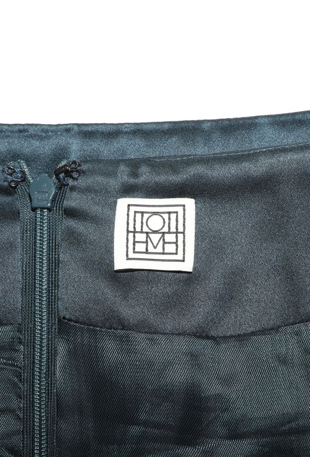 Toteme F/W 2022 'Cushion Dinner' Skirt - 5