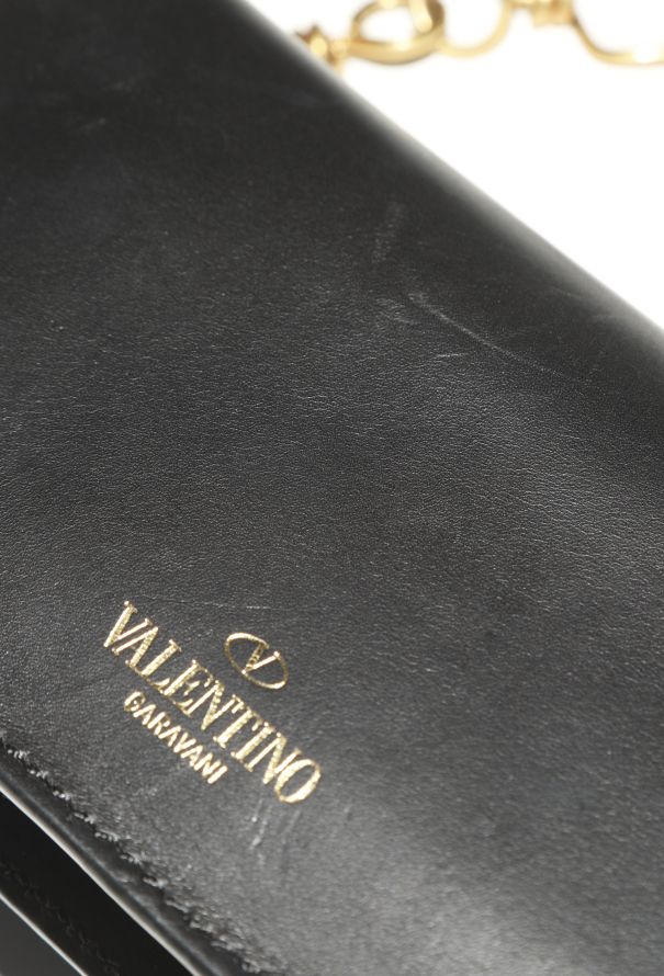 Valentino S/S 2016 Sculpted Mask Bag - 16