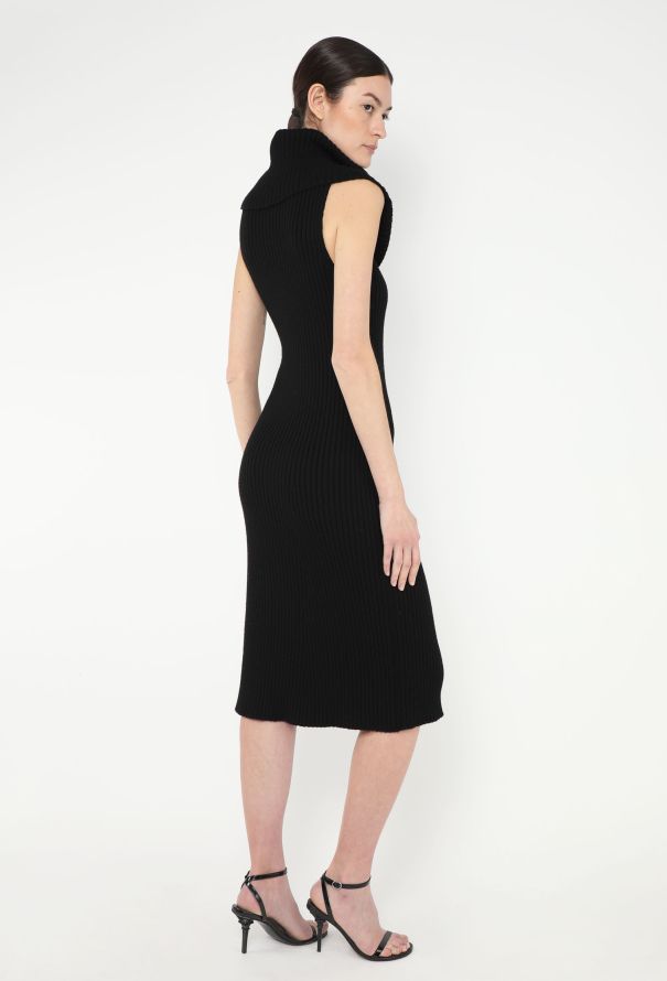 Louis Vuitton 2018 Ribbed Off-Shoulder Dress - 5