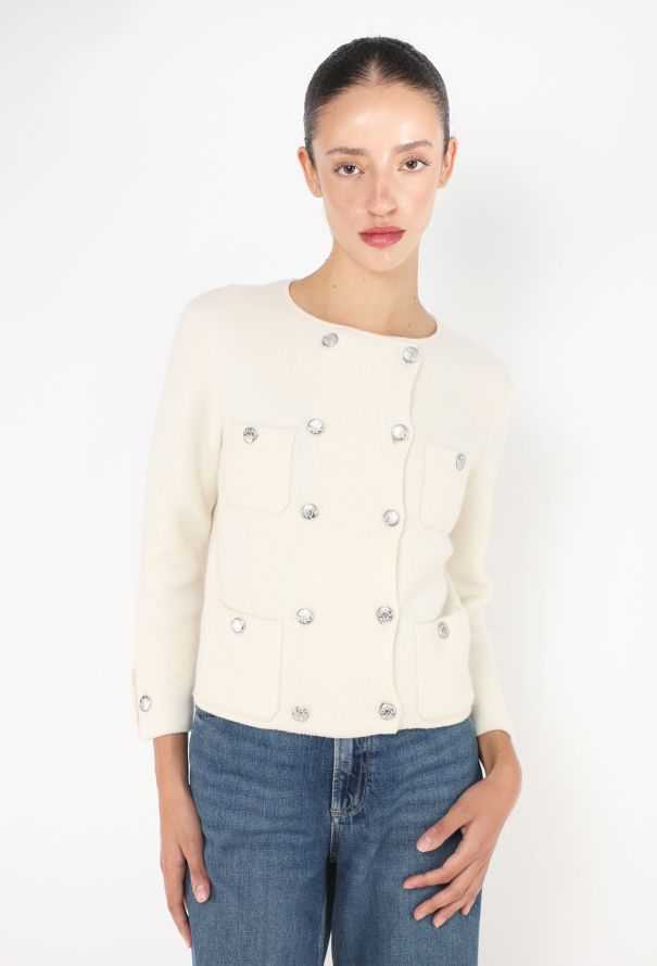 Chanel 2022 Double-Breasted Cashmere Cardigan - 2