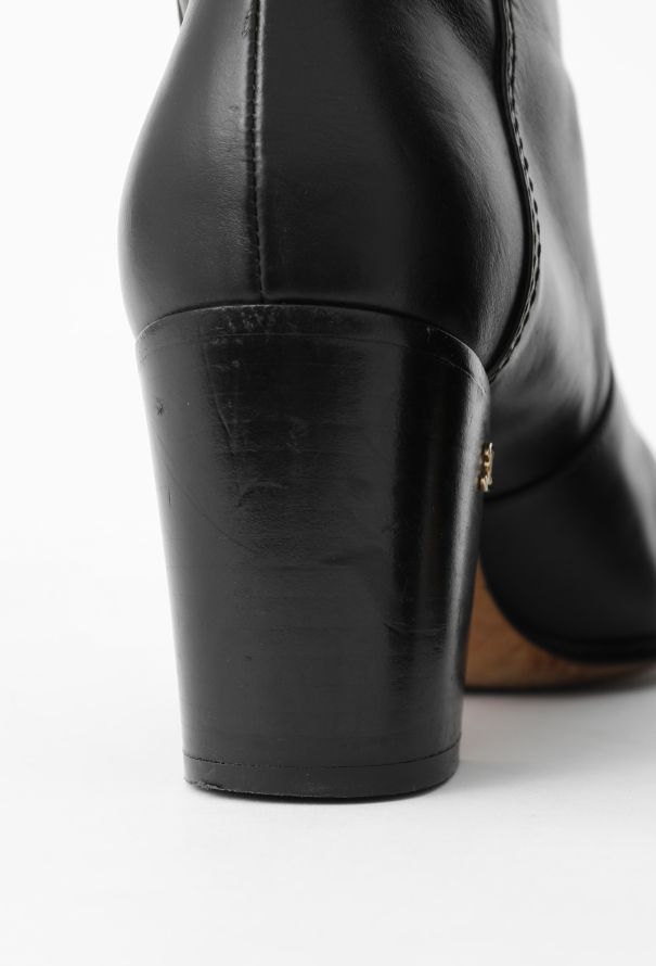 Chanel Classic Leather 'CC' Ankle Boots - 9